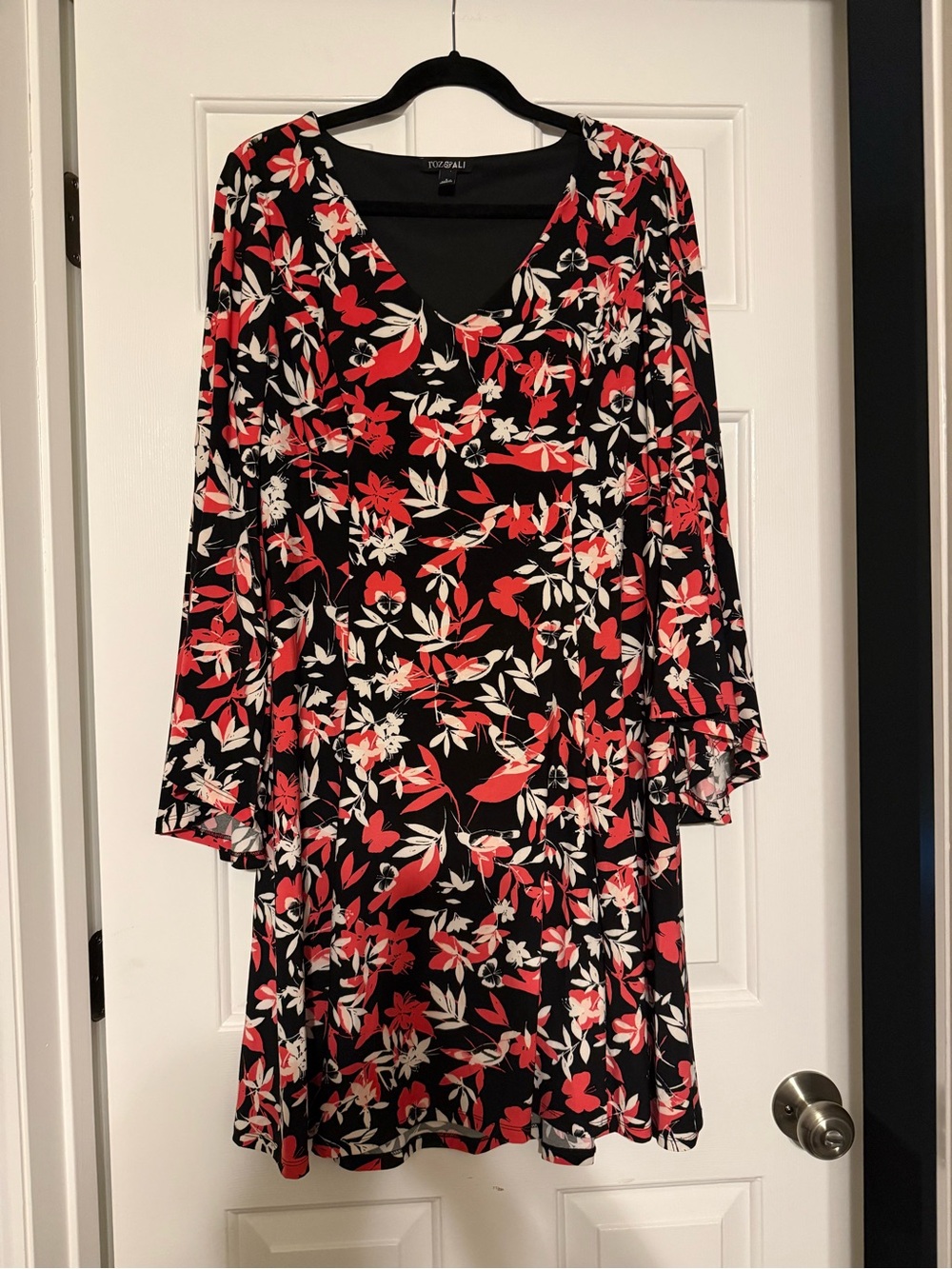 Roz & Ali Floral Butterfly Bell Sleeve Dress L V-Neck EUC